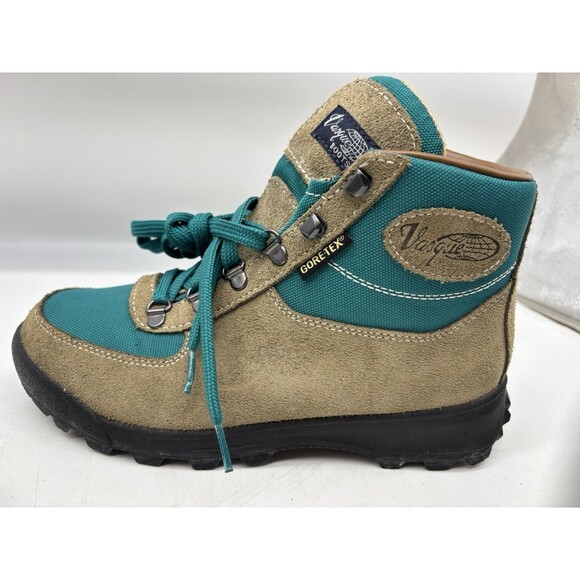 Vasque Skywalk GTX Women's Hiking Boots, Sage/Everglade 9.5 Wide Open Box READ - Picture 9 of 15